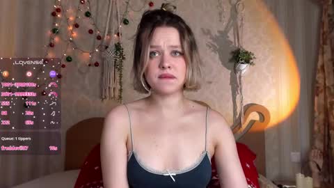 Lorna online show from 12-19-24, 12:02