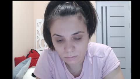 LorraGrey online show from 12-08-24, 06:01