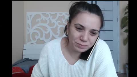 LorraGrey online show from 12-18-24, 10:19