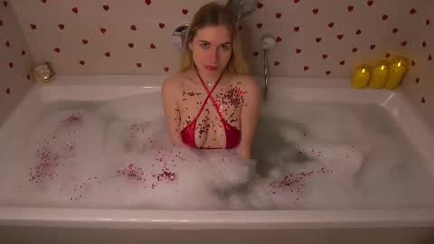 Snapshot of lorrie_love_story chatting on 02-14-26, 10:23 Lorrie online show from 02-14-26, 10:23