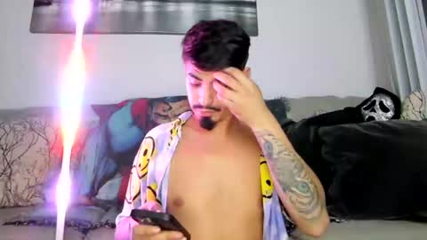 LosRompeCamera online show from 11-12-25, 08:04