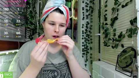 Snapshot of lost_charming chatting on 12-11-24, 04:42 Alisa My darlings online show from 12-11-24, 04:42