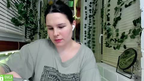 Snapshot of lost_charming chatting on 12-11-24, 11:10 Alisa My darlings online show from 12-11-24, 11:10