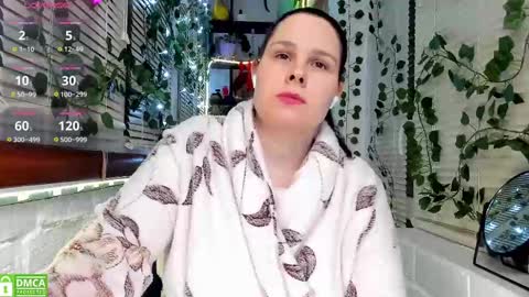 Snapshot of lost_charming chatting on 02-14-25, 01:56 Alisa My darlings online show from 02-14-25, 01:56