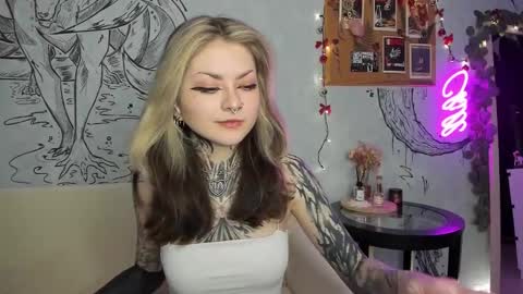 Snapshot of lostallice chatting on 01-06-25, 02:26 lostallice online show from 01-06-25, 02:26