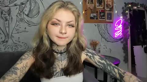 Snapshot of lostallice chatting on 01-11-25, 04:48 lostallice online show from 01-11-25, 04:48