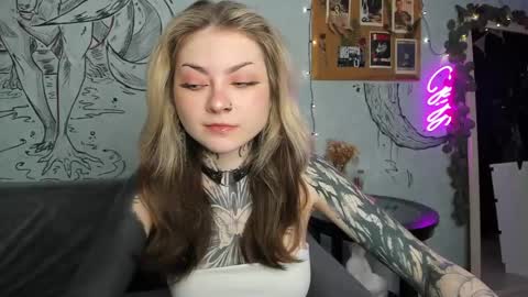 Snapshot of lostallice chatting on 02-27-25, 04:31 lostallice online show from 02-27-25, 04:31