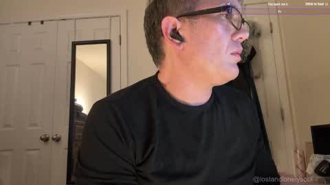 Snapshot of lostandlonelysoul chatting on 11-03-25, 05:20 Hazemir online show from 11-03-25, 05:20