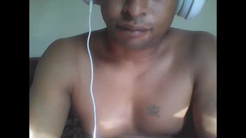 Snapshot of lostgeckoks chatting on 11-08-25, 08:51 LostGeckos online show from 11-08-25, 08:51