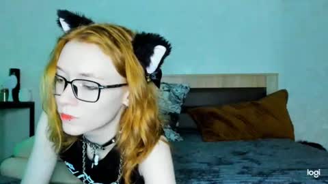 Snapshot of lostineden chatting on 06-18-26, 07:40 Eden online show from 06-18-26, 07:40