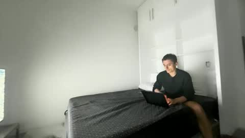 Snapshot of lostpuppyboy chatting on 09-27-25, 03:55 lostpuppyboy online show from 09-27-25, 03:55