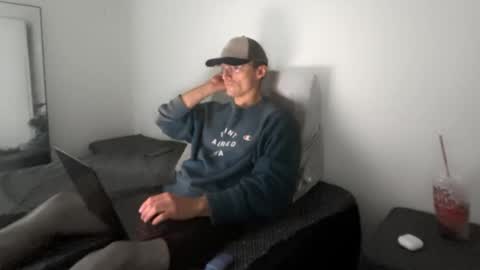 Snapshot of lostpuppyboy chatting on 09-29-25, 11:53 lostpuppyboy online show from 09-29-25, 11:53