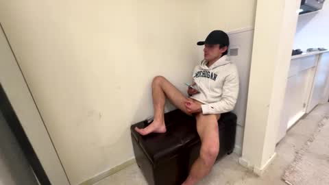 Snapshot of lostpuppyboy chatting on 02-15-26, 09:55 lostpuppyboy online show from 02-15-26, 09:55