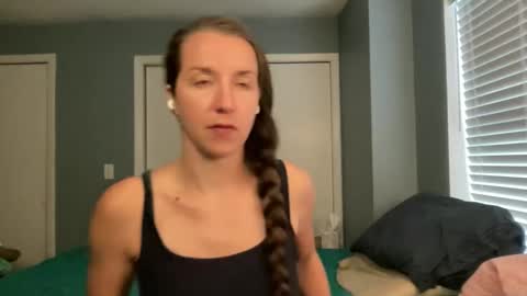 lothlori online show from 04-30-26, 11:20