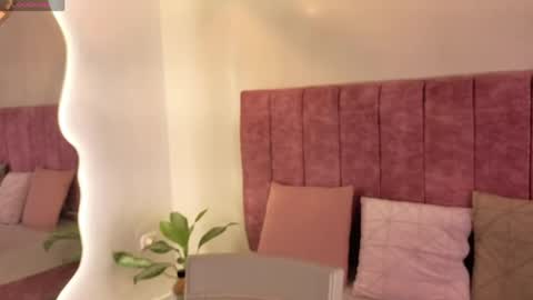 Lou online show from 05-08-26, 12:21