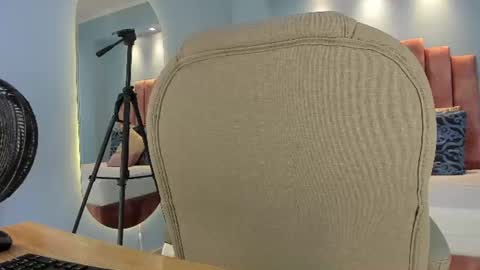  Lou Rosse  online show from 06-23-26, 07:23