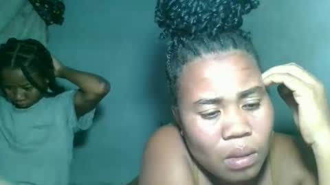 Snapshot of louane98 chatting on 03-11-26, 07:31 louane98 online show from 03-11-26, 07:31