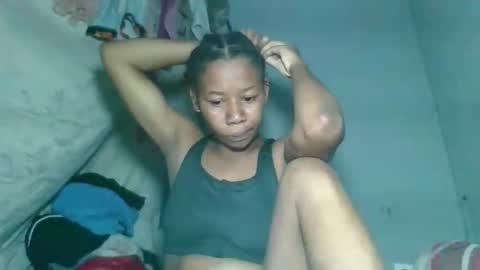 Snapshot of louane98 chatting on 03-14-26, 10:37 louane98 online show from 03-14-26, 10:37