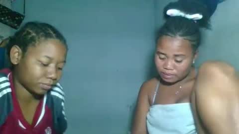 Snapshot of louane98 chatting on 03-22-26, 09:18 louane98 online show from 03-22-26, 09:18