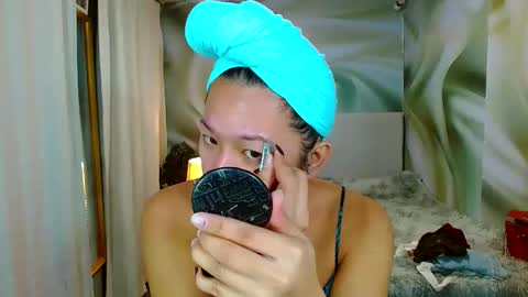 Snapshot of louie_sexy chatting on 02-21-25, 08:07 Cathy online show from 02-21-25, 08:07