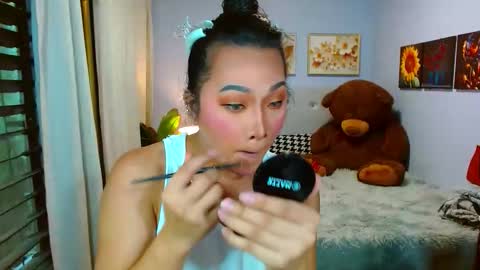 Snapshot of louie_sexy chatting on 10-09-25, 06:33 Cathy online show from 10-09-25, 06:33