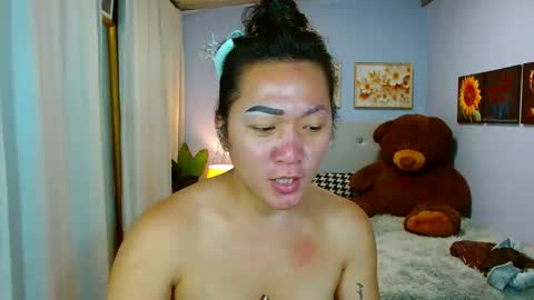 Snapshot of louie_sexy chatting on 10-18-25, 07:53 Cathy online show from 10-18-25, 07:53