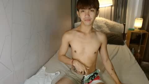 Snapshot of louieismy_name chatting on 12-11-24, 12:54 ignot ursh online show from 12-11-24, 12:54