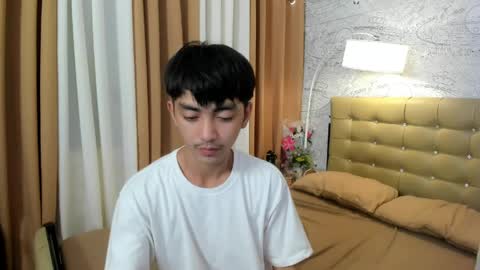 Snapshot of louieismy_name chatting on 04-05-26, 02:31 ignot ursh online show from 04-05-26, 02:31