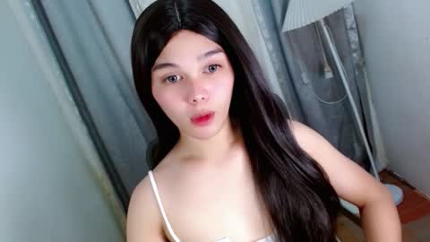 louilalicious online show from 11-05-25, 09:20