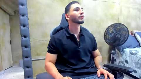 Louis online show from 03-11-25, 07:47