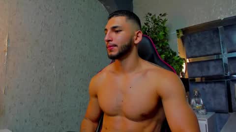 Louis online show from 09-22-25, 02:41