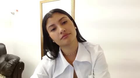 Snapshot of louis_k chatting on 02-05-25, 11:34 Louis K online show from 02-05-25, 11:34