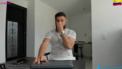 Snapshot of louis_marley_ chatting on 12-05-24, 06:00 louis_marley_ online show from 12-05-24, 06:00