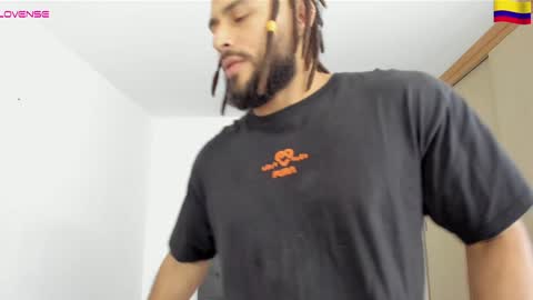 Snapshot of louis_marley_ chatting on 12-17-24, 08:54 louis_marley_ online show from 12-17-24, 08:54