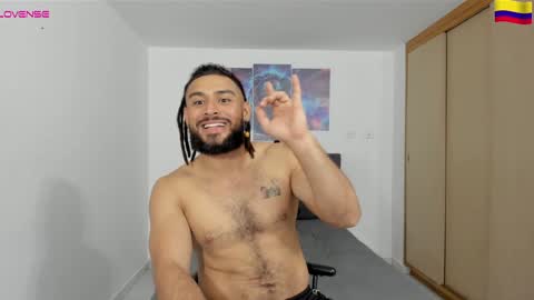 Snapshot of louis_marley_ chatting on 12-20-24, 02:30 louis_marley_ online show from 12-20-24, 02:30