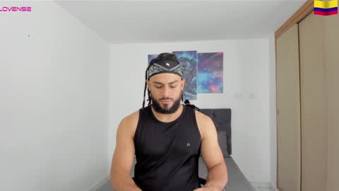 Snapshot of louis_marley_ chatting on 12-23-24, 06:48 louis_marley_ online show from 12-23-24, 06:48