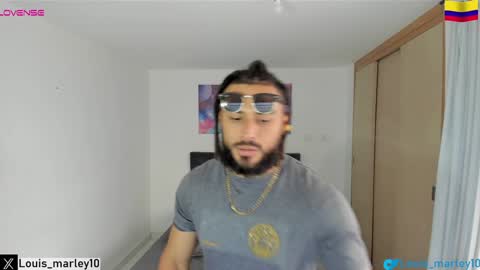 Snapshot of louis_marley_ chatting on 01-01-25, 10:24 louis_marley_ online show from 01-01-25, 10:24