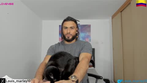 Snapshot of louis_marley_ chatting on 02-06-25, 12:54 louis_marley_ online show from 02-06-25, 12:54