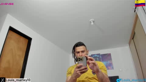 Snapshot of louis_marley_ chatting on 02-22-25, 01:55 louis_marley_ online show from 02-22-25, 01:55