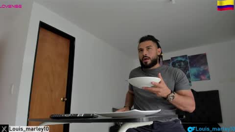 Snapshot of louis_marley_ chatting on 02-26-25, 07:05 louis_marley_ online show from 02-26-25, 07:05