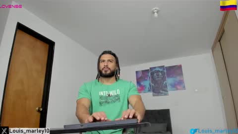 Snapshot of louis_marley_ chatting on 03-05-25, 02:46 louis_marley_ online show from 03-05-25, 02:46