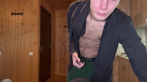 Mark online show from 02-09-26, 07:34