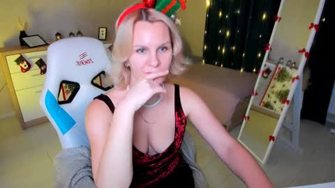 Louisa online show from 12-27-24, 01:50