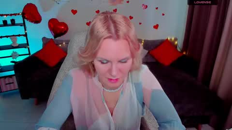 Louisa online show from 02-11-25, 08:05