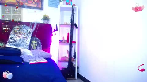  LouIse  online show from 11-04-25, 04:50