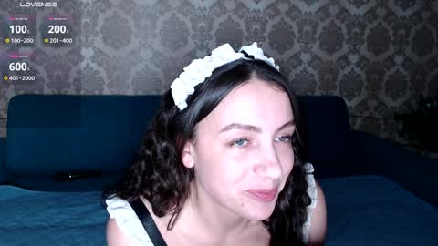Louise online show from 01-06-25, 12:24
