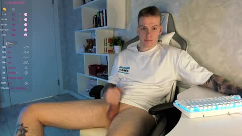 Louis  online show from 02-24-25, 03:53