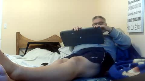 Snapshot of loumtl3 chatting on 06-16-26, 11:46 loumtl3 online show from 06-16-26, 11:46