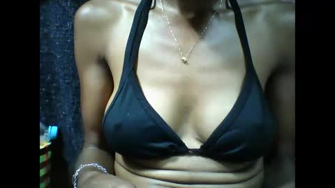 lovaelisa online show from 02-01-26, 04:11