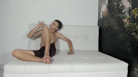 Snapshot of love_addiction chatting on 05-06-26, 08:25 -- allison -- online show from 05-06-26, 08:25